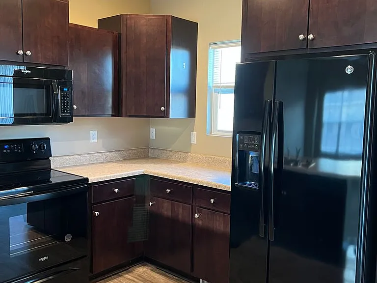 6870 Jack London Dr — Photo 48