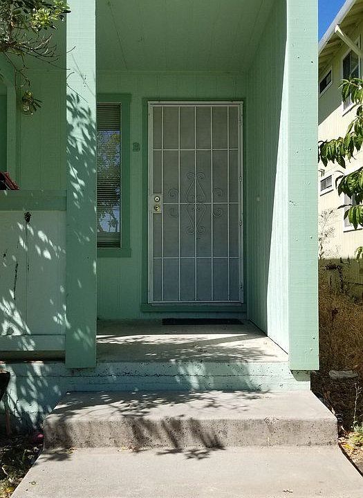 1st image of 2661 Lakeshore Blvd