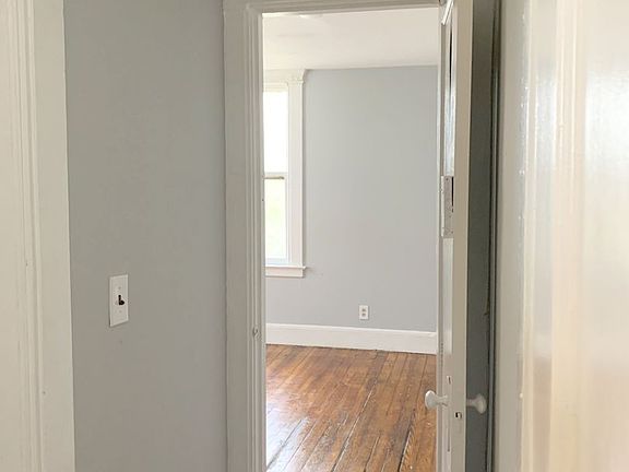5th image of 87 Norton St #2