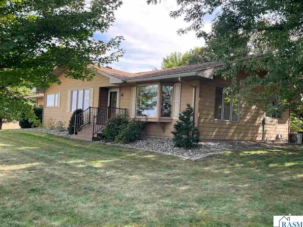 67927 270th St, Alden, MN 56009