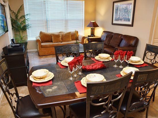 BP3C902CP-623-formal-dining-area-and-living