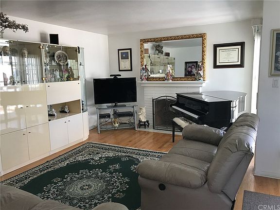 4th image of 3705 W 184th Pl