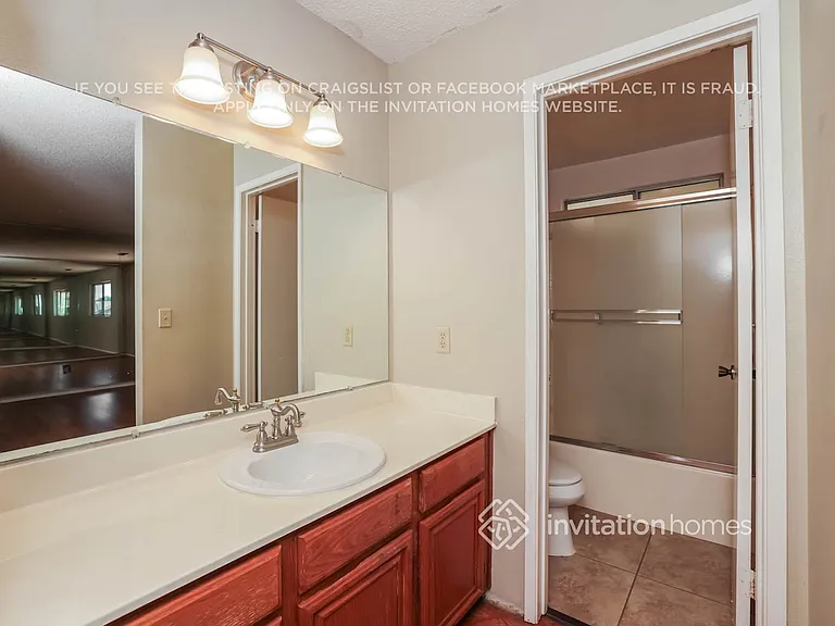 4886 Birkdale Cir — Photo 10