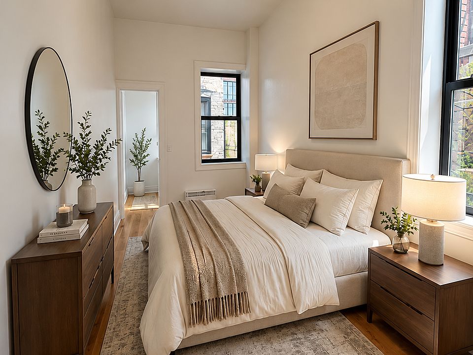 2nd image of 126 Elizabeth St #17