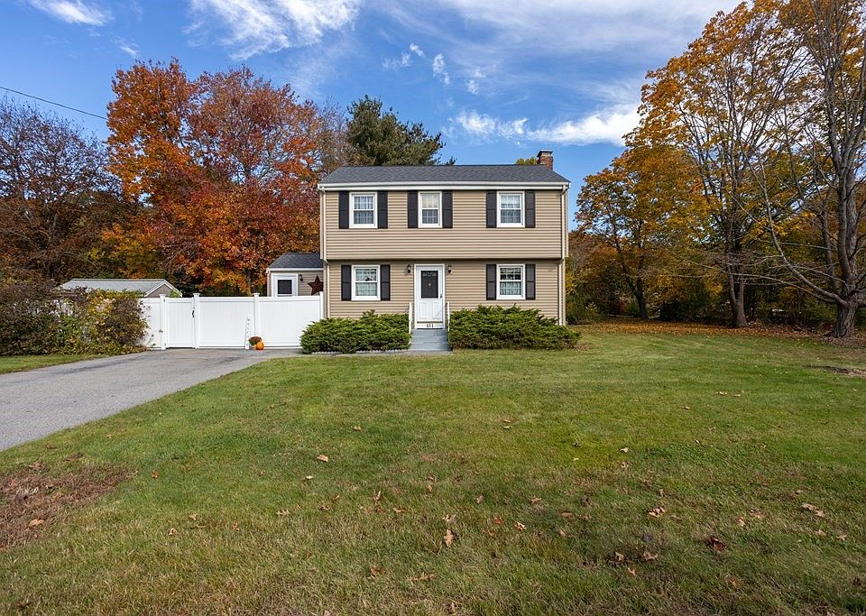 111 Beach St, Foxboro, MA 02035 Zillow