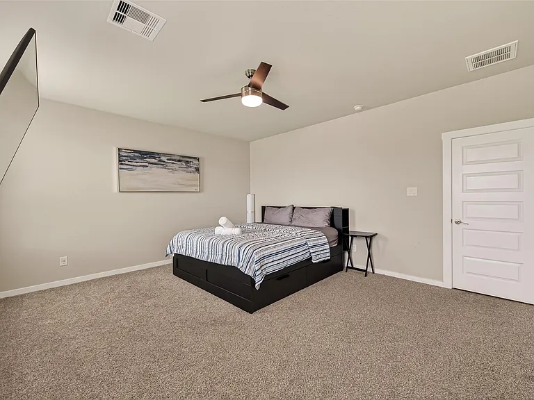 28419 Hazel Trl — Photo 31