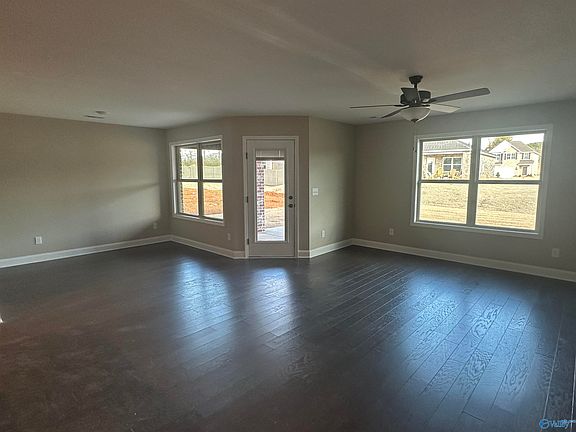 4th image of 177 River Pointe Dr