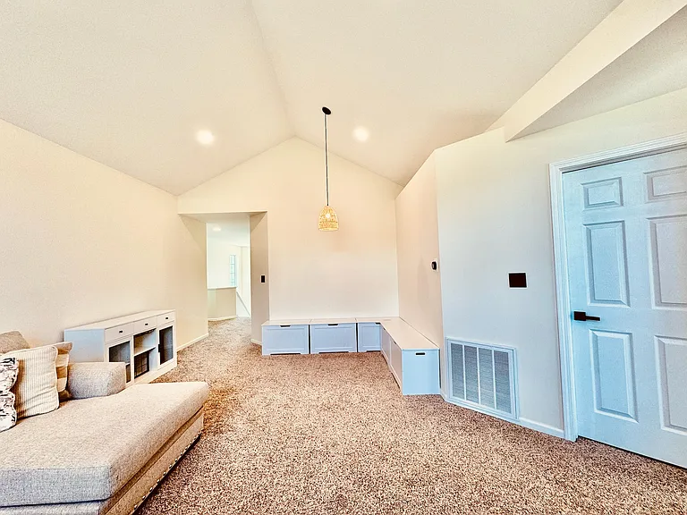 232 Concord Ln — Photo 8