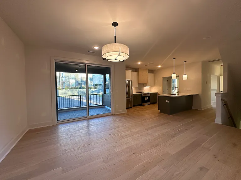 979 Dozier Pl — Photo 9