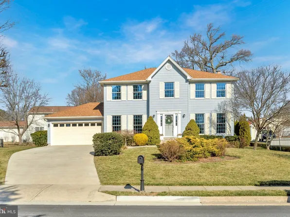 774 3rd St, Herndon, VA 20170