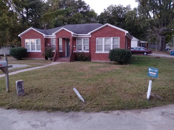 341 Redden St, Huntingdon, TN 38344