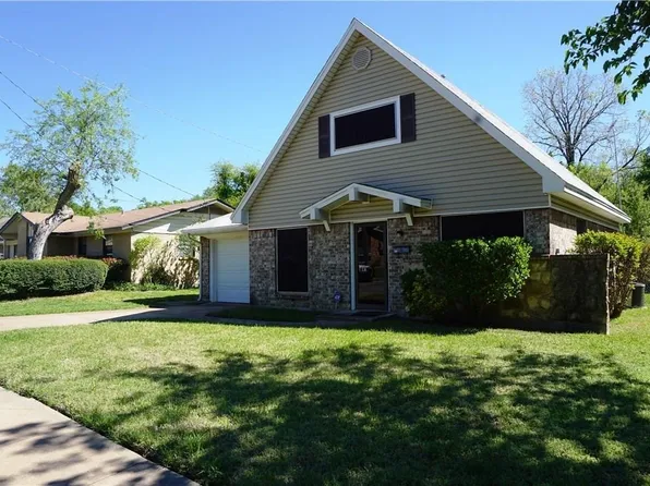 617 Patricia Dr, Sherman, TX 75090