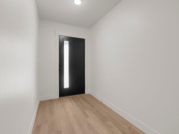 2nd image of 4003 S Woodland Avenue 320 #Mv