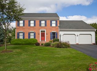 2008 Chapel Forge Dr, Lancaster, PA 17601