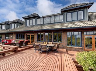 4911 Harbor Ln, Everett, WA 98203