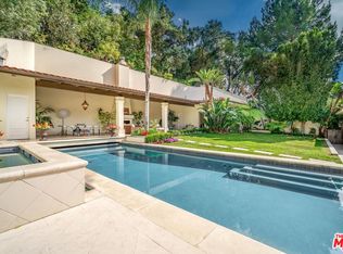 2620 Hutton Dr, Beverly Hills, CA 90210