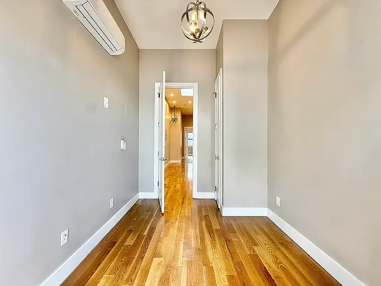 344 McGuinness Blvd #2R — Photo 8