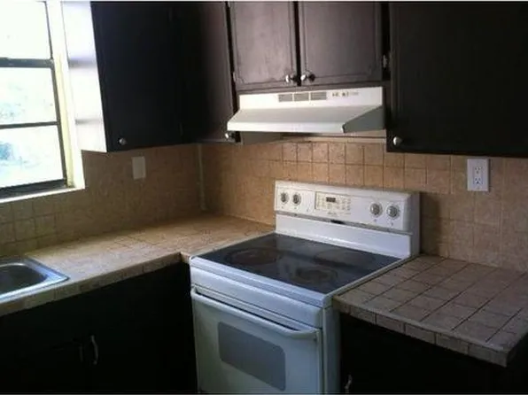 1752 NW 55th Ave, Fort Lauderdale, FL 33313