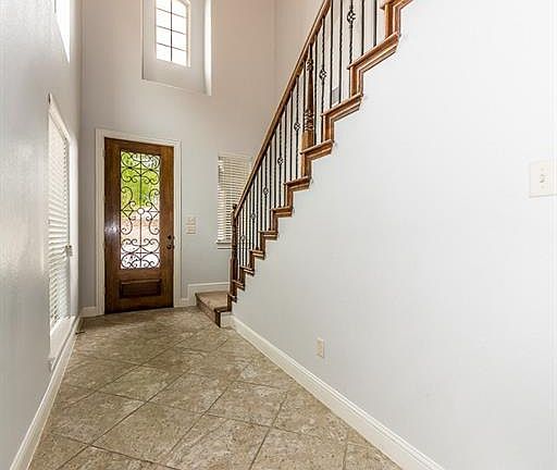 5th image of 809 Eagle Creek Trl