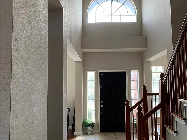 7700 Loma Alta Trl — Photo 9