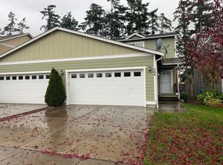 564 NW Oxford Pl, Oak Harbor, WA 98277