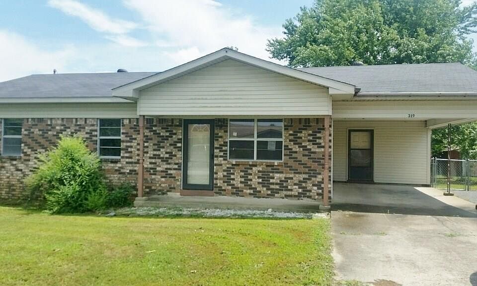 1st image of 319 Blake Dr