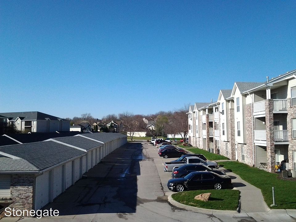 1st image of 12110 Stonegate Dr APT 201