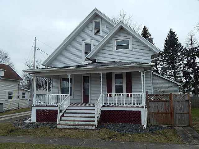 1st image of 103 E Finley St