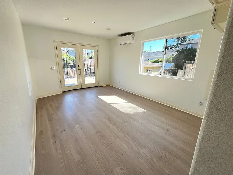 2776 Sydney Way #B — Photo 6