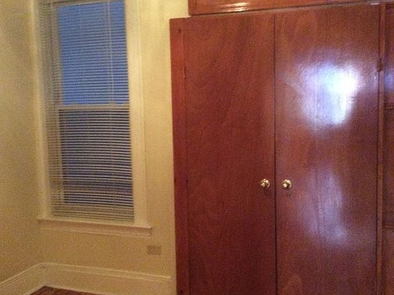 3rd image of 154 Garfield Pl APT 2L