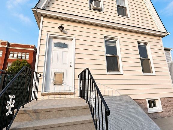 2nd image of 167 Gates Ave