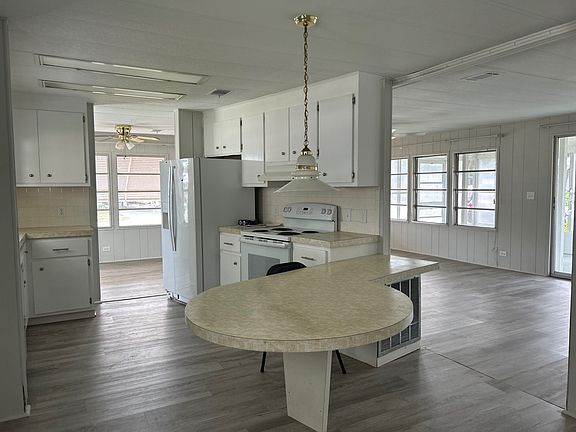 2nd image of 5442 James Dr