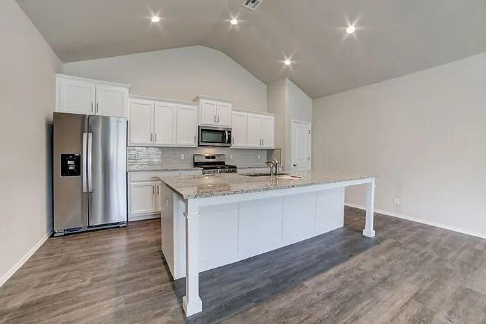 2420 W Imperial Ct — Photo 18