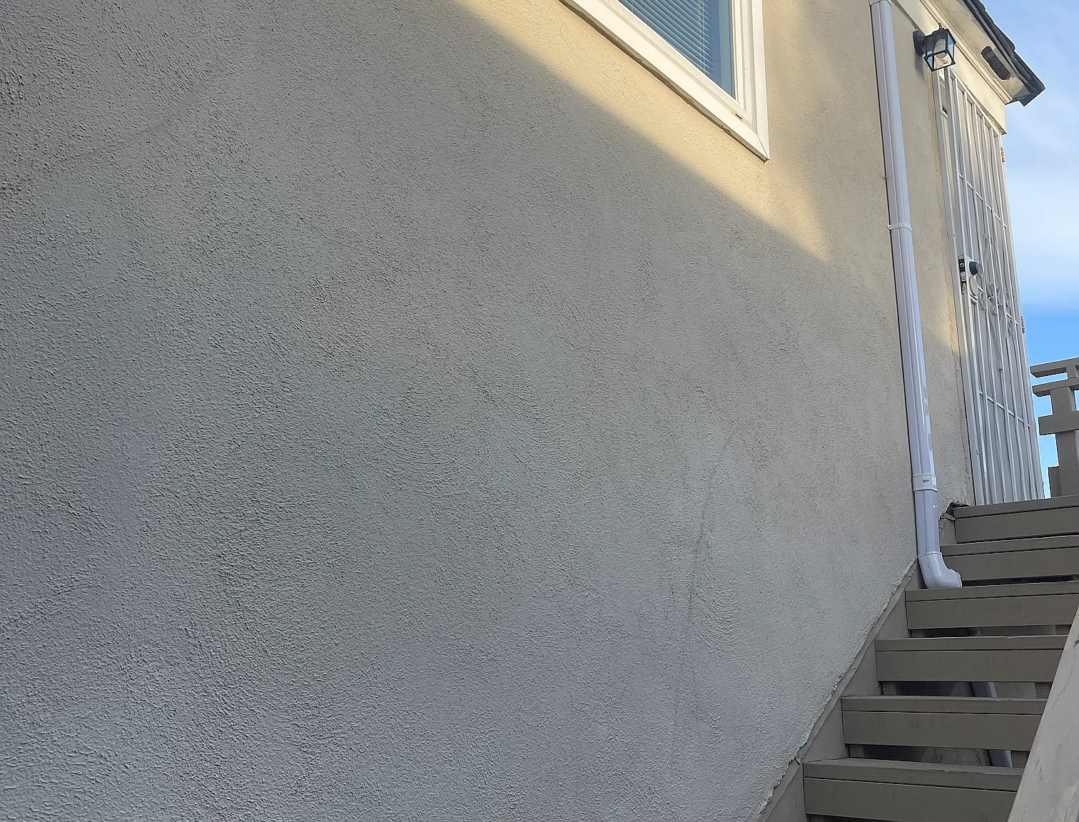 Studio, 400 sqft, $1,800 — Photo 2