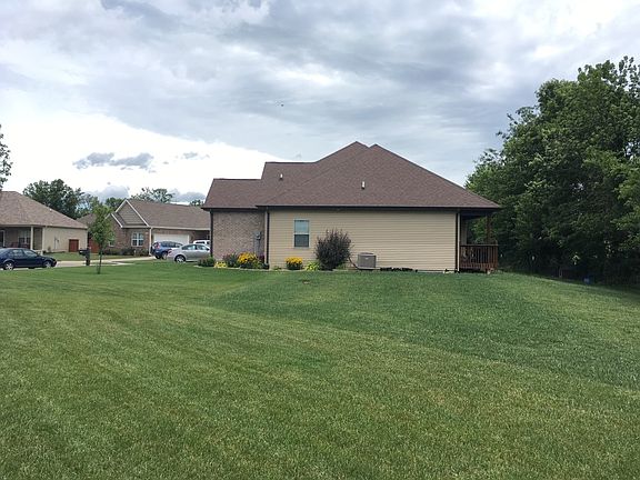 Large Lot w/mature trees