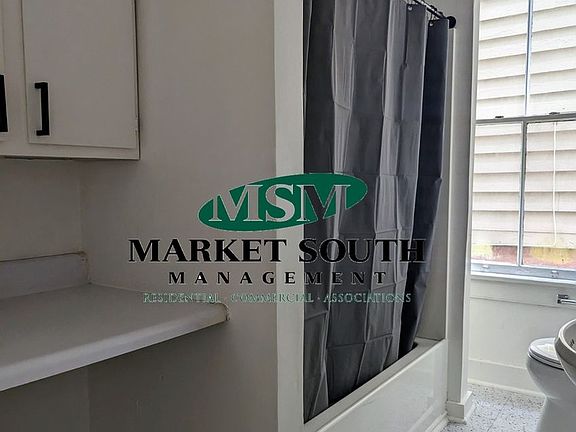5th image of 106 E Bolton St APT 1