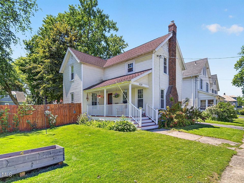 1st image of 409 Riverside Avenue