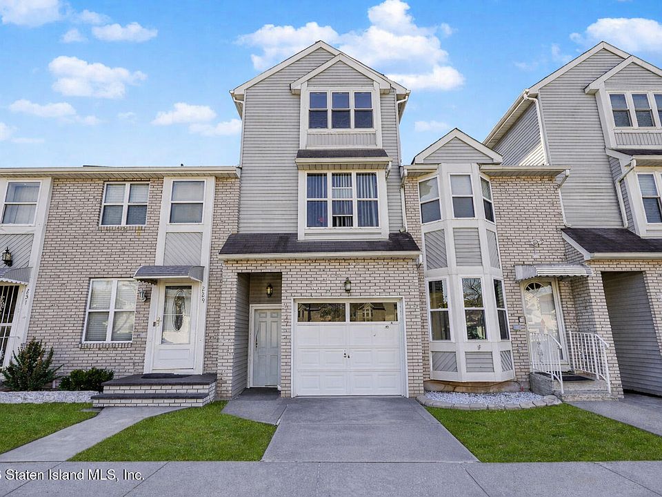 1st image of 227 Rosedale Ave