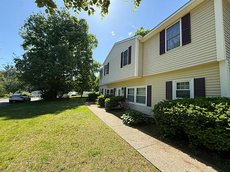 28 Crestview Dr #LHS — Photo 23