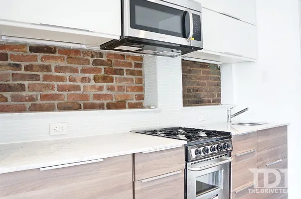 Rented by J Misrahi Realty Corp | media 36