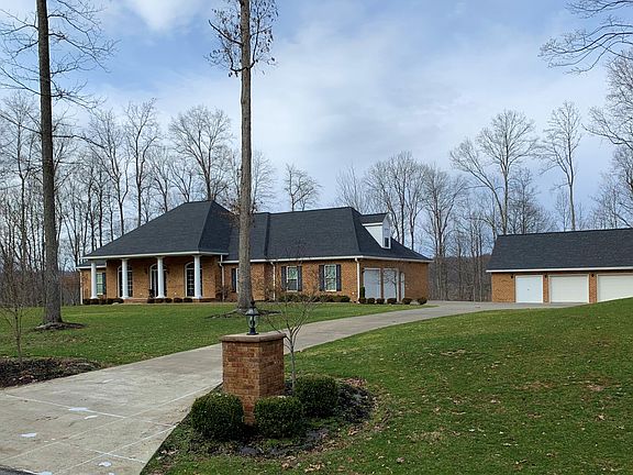 3rd image of 128 Laurel Cir