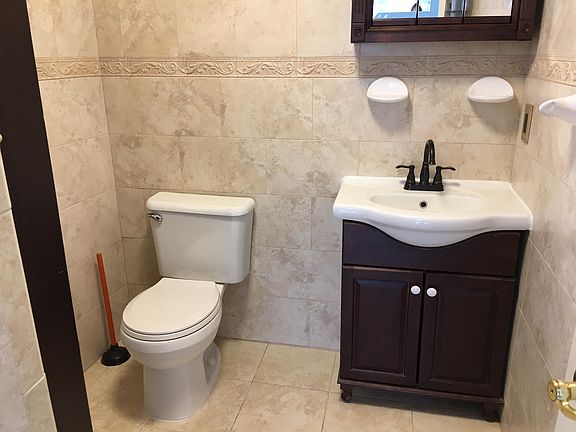 5th image of 6683 70th St #2