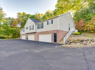 547 Moore Rd #5, Akron, OH 44319