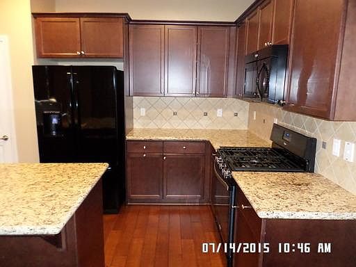 4th image of 2133 N Lindsay Ct