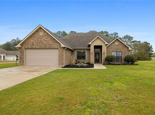 18402 Red Wolf Trl, Loranger, LA 70446