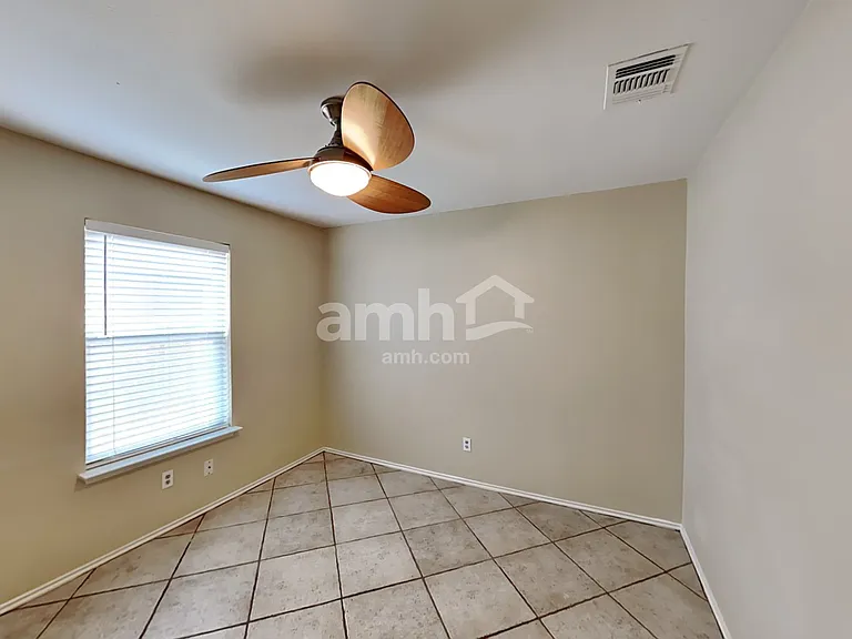 10711 N Shaenridge — Photo 15