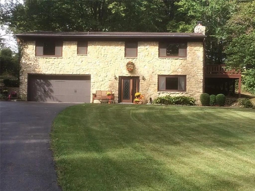 1862 N County Road 425 E photo 1