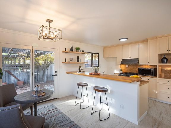 5th image of 2245 Santa Fe Drive