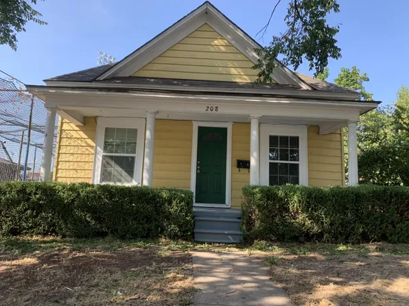 208 E Springer Ave, Guthrie, OK 73044