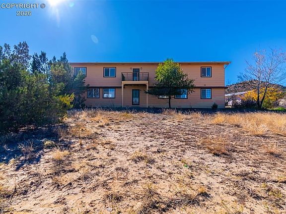 2nd image of 450 Twin Pines Ave